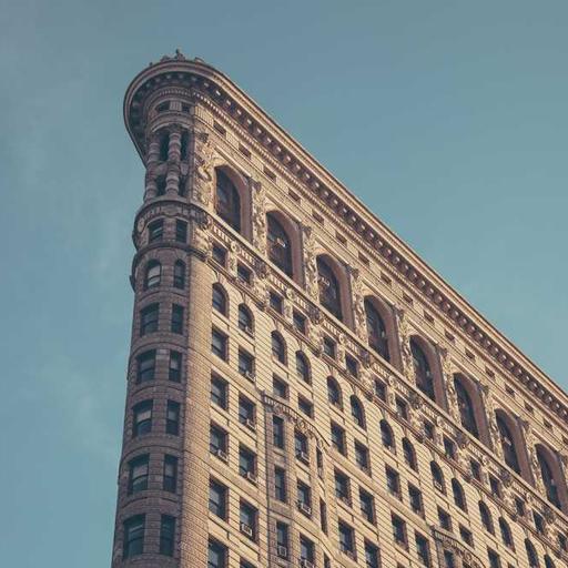 Evolusi Cloud Computing dan Dampaknya terhadap Bisnis Global